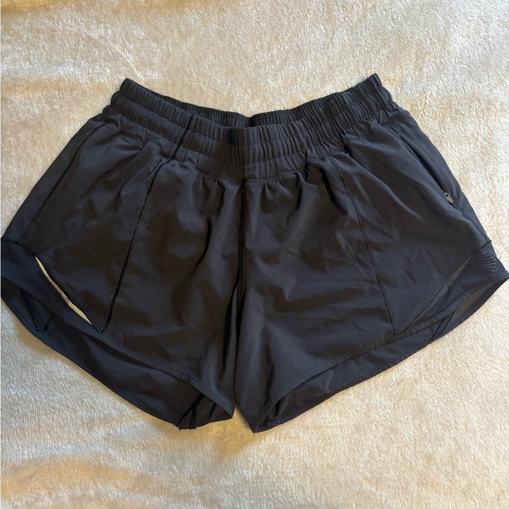 Black Lululemon Hotty Hot 4’ Shorts